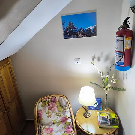 Turistico Briz Hostel Espinama